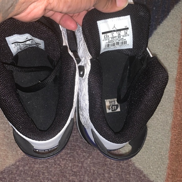 Jordan dub zero size youth 5.5
Open to Offers! - Picture 8 of 10
